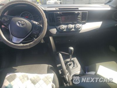 Zdjęcie 8 z 13 samochodu: 2016 TOYOTA RAV4 LE VIN:JTMZFREVXGJ089773 - miniatura