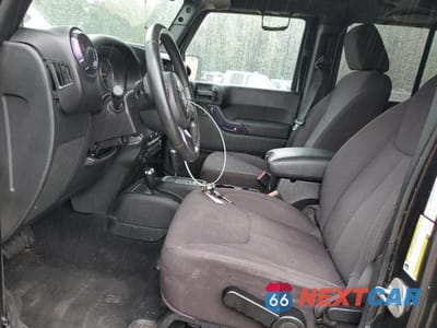 Zdjęcie 7 z 14 samochodu: 2013 JEEP WRANGLER UNLIMITED SPORT VIN:1C4BJWDG3DL556498 - miniatura