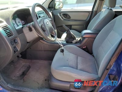 Zdjęcie 7 z 13 samochodu: 2007 FORD ESCAPE XLT VIN:1FMYU03137KB69449 - miniatura