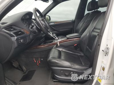 Zdjęcie 7 z 15 samochodu: 2008 BMW X5 4.8I VIN:5UXFE83588LZ47989 - miniatura