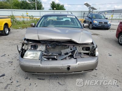 Piąte zdjęcie samochodu w środku: 2005 MERCURY GRAND MARQUIS LS VIN:2MEFM75W05X619192 - miniatura