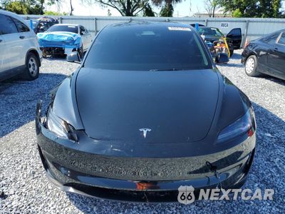 Piąte zdjęcie samochodu w środku: 2024 TESLA MODEL 3 VIN:5YJ3E1ET6RF889098 - miniatura