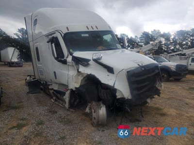 2022 FREIGHTLINER CASCADIA 126 3AKJHHDRXNSNG7836 - główne zdjęcie licytacji z USA - miniatura