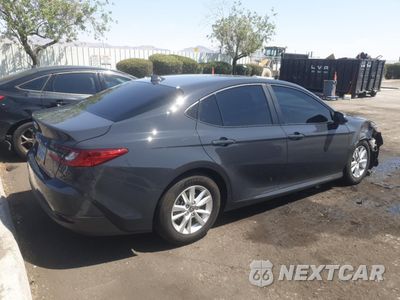 Trzecie zdjęcie samochodu z tyłu: 2025 TOYOTA CAMRY XSE VIN:4T1DAACK6SU052256 - miniatura
