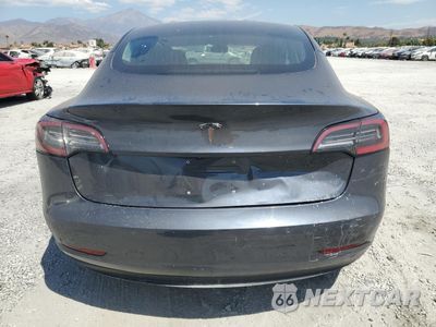 Zdjęcie 6 z 14 samochodu: 2018 TESLA MODEL 3 VIN:5YJ3E1EA6JF018883 - miniatura