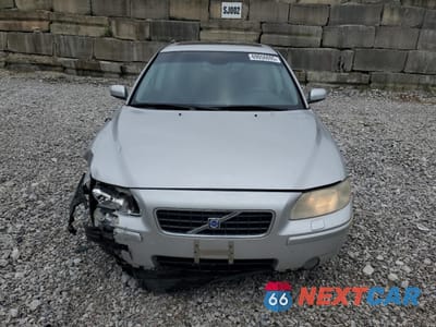 Piąte zdjęcie samochodu w środku: 2005 VOLVO S60 2.5T VIN:YV1RS592852471225 - miniatura