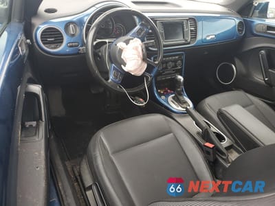 Zdjęcie 8 z 15 samochodu: 2018 VOLKSWAGEN BEETLE SE VIN:3VWJD7AT2JM708451 - miniatura
