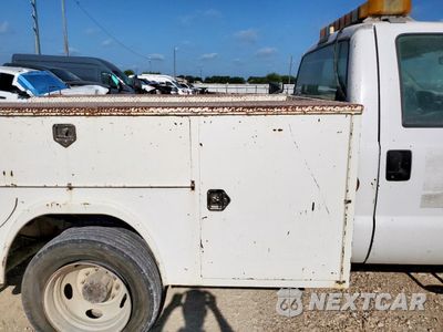 Zdjęcie 10 z 12 samochodu: 2006 FORD F450 SUPER DUTY VIN:1FDXF46P16EB42390 - miniatura
