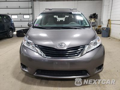 Piąte zdjęcie samochodu w środku: 2011 TOYOTA SIENNA LE VIN:5TDKK3DC8BS096632 - miniatura