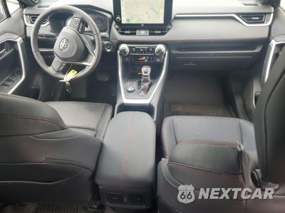 Zdjęcie 8 z 15 samochodu: 2025 TOYOTA RAV4 XSE VIN:JTMFB3FV1SD240873 - miniatura