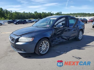 2011 VOLVO S40 T5 YV1672MS2B2537919 - główne zdjęcie licytacji z USA - miniatura