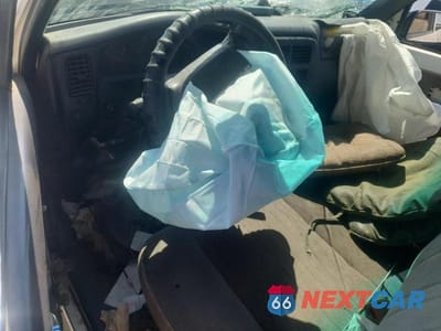 Zdjęcie 8 z 12 samochodu: 1999 TOYOTA TACOMA BASE VIN:4TANL42NXXZ481308 - miniatura