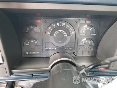 Zdjęcie 9 z 14 samochodu: 1990 CHEVROLET GMT-400 C2500 VIN:1GCFC24K8LE131130 - miniatura