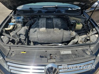 Zdjęcie 11 z 12 samochodu: 2015 VOLKSWAGEN TOUAREG V6 TDI VIN:WVGEP9BP8FD003287 - miniatura