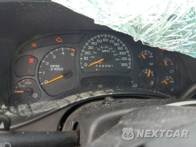 Zdjęcie 9 z 12 samochodu: 2006 CHEVROLET SILVERADO C3500 VIN:1GCHC33D46F256240 - miniatura