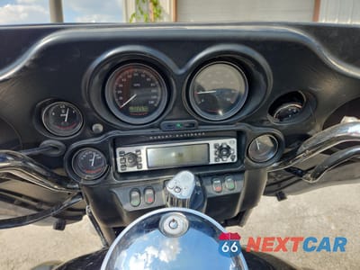 Zdjęcie 7 z 10 samochodu: 2012 HARLEY-DAVIDSON FLHTCUTG TRI GLIDE ULTRA CLASSIC VIN:1HD1MAM11CB851216 - miniatura