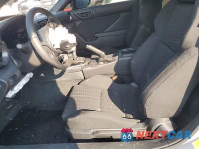 Zdjęcie 7 z 15 samochodu: 2025 TOYOTA GR 86 VIN:JF1ZNBB10S8753208 - miniatura