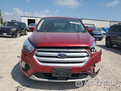 Piąte zdjęcie samochodu w środku: 2019 FORD ESCAPE SE VIN:1FMCU9GD2KUA19655 - miniatura