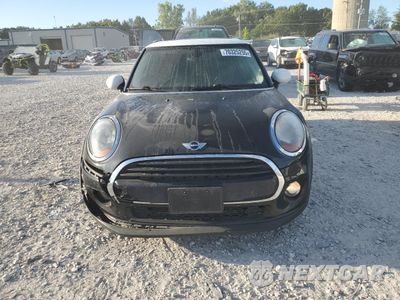 Piąte zdjęcie samochodu w środku: 2017 MINI COOPER VIN:WMWXP5C35H2F61839 - miniatura