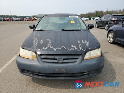 Piąte zdjęcie samochodu w środku: 2002 HONDA ACCORD EX VIN:1HGCG66852A166697 - miniatura