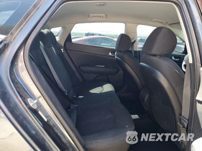 Zdjęcie 10 z 16 samochodu: 2020 KIA OPTIMA LX VIN:5XXGT4L38LG393025 - miniatura
