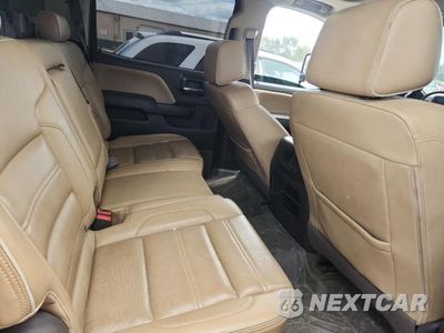 Zdjęcie 10 z 12 samochodu: 2018 GMC SIERRA K2500 DENALI VIN:1GT12UEY7JF178846 - miniatura