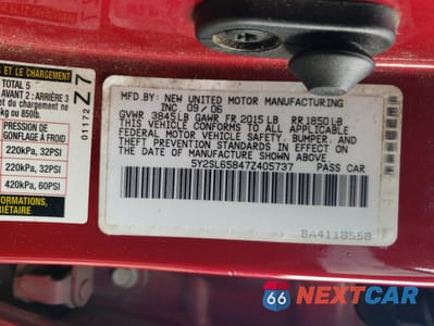 Zdjęcie 13 z 15 samochodu: 2007 PONTIAC VIBE VIN:5Y2SL65847Z405737 - miniatura
