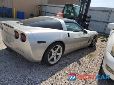 Trzecie zdjęcie samochodu z tyłu: 2005 CHEVROLET CORVETTE VIN:1G1YY24U955114148 - miniatura