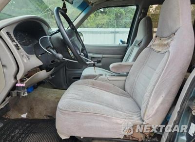 Zdjęcie 7 z 13 samochodu: 1997 MERCURY MOUNTAINEER VIN:4M2DU52P8VUJ08907 - miniatura