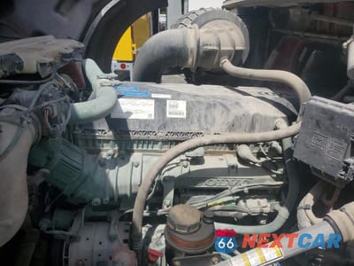 Zdjęcie 7 z 10 samochodu: 2023 VOLVO VN VNL - TRUCKS SEMI TRUCK VIN:4V4NC9EH4PN616494 - miniatura