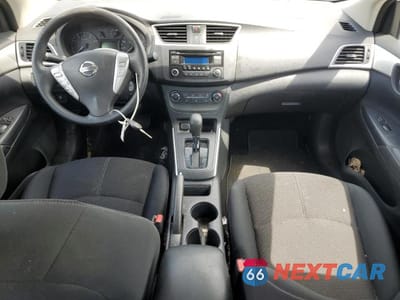 Zdjęcie 8 z 12 samochodu: 2016 NISSAN SENTRA S VIN:3N1AB7AP8GY317319 - miniatura