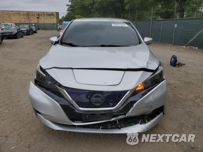 Piąte zdjęcie samochodu w środku: 2018 NISSAN LEAF S VIN:1N4AZ1CP8JC302571 - miniatura
