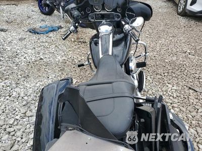 Zdjęcie 6 z 9 samochodu: 2009 HARLEY DAVIDSON FLHTC VIN:1HD1FF4129Y683132 - miniatura