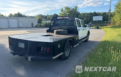 Czwarte zdjęcie samochodu z boku: 2011 CHEVROLET SILVERADO C3500 VIN:1GB4CZCL3BF113724 - miniatura