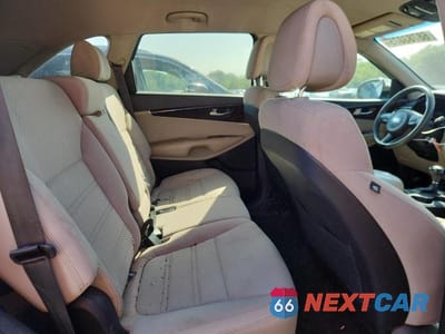 Zdjęcie 10 z 12 samochodu: 2016 KIA SORENTO LX VIN:5XYPGDA50GG003674 - miniatura