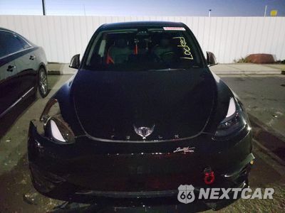 Piąte zdjęcie samochodu w środku: 2025 TESLA MODEL Y VIN:7SAYGDED1SF254938 - miniatura