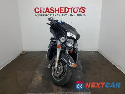 Drugie zdjęcie samochodu z przodu: 2013 HARLEY-DAVIDSON FLHTK ELECTRA GLIDE ULTRA LIMITED VIN:1HD1KEM16DB680817 - miniatura