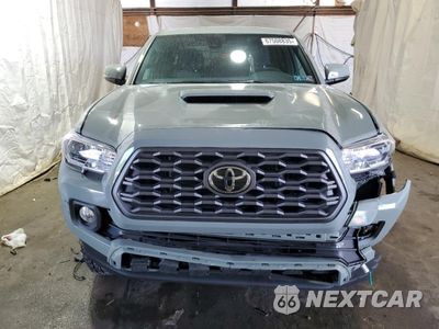 Piąte zdjęcie samochodu w środku: 2023 TOYOTA TACOMA DOUBLE CAB VIN:3TMCZ5AN3PM583844 - miniatura