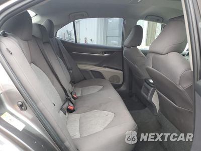 Zdjęcie 10 z 13 samochodu: 2018 TOYOTA CAMRY L VIN:4T1B11HKXJU149782 - miniatura