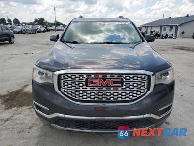 Piąte zdjęcie samochodu w środku: 2019 GMC ACADIA DENALI VIN:1GKKNPLS1KZ152954 - miniatura