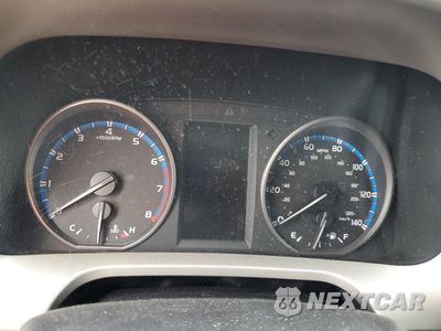 Zdjęcie 9 z 13 samochodu: 2018 TOYOTA RAV4 ADVENTURE VIN:2T3RFREV9JW844128 - miniatura