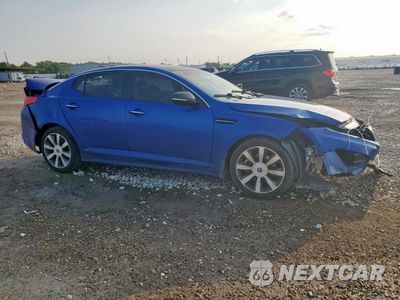 Czwarte zdjęcie samochodu z boku: 2013 KIA OPTIMA SX VIN:5XXGR4A62DG106601 - miniatura