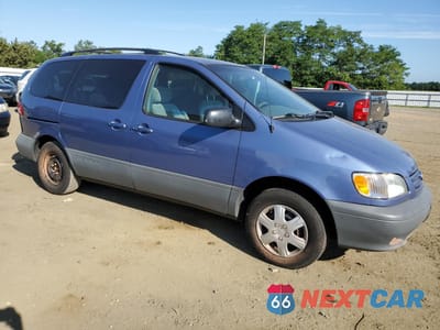 Czwarte zdjęcie samochodu z boku: 2003 TOYOTA SIENNA LE VIN:4T3ZF13C23U546400 - miniatura