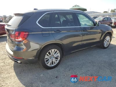 Trzecie zdjęcie samochodu z tyłu: 2016 BMW X5 XDR40E VIN:5UXKT0C50G0S75044 - miniatura