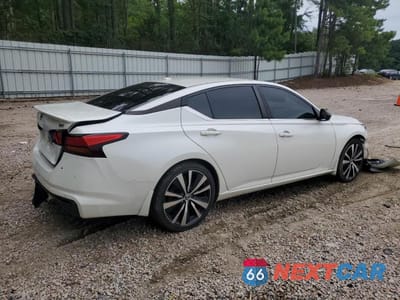 Trzecie zdjęcie samochodu z tyłu: 2020 NISS ALTIMA 2.5 SR VIN:1N4BL4CV0LC145353 - miniatura