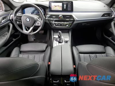 Zdjęcie 8 z 12 samochodu: 2022 BMW 530E VIN:WBA13AG07NCK61720 - miniatura