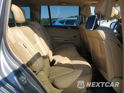 Zdjęcie 11 z 13 samochodu: 2010 MERCEDES-BENZ GL 550 4MATIC VIN:4JGBF8GE6AA599419 - miniatura