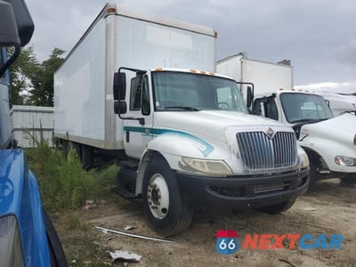 Czwarte zdjęcie samochodu z boku: 2007 INTERNATIONAL 4000 4300 - TRUCKS DELIVERY TRU VIN:1HTMMAAM07H496493 - miniatura