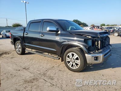 Czwarte zdjęcie samochodu z boku: 2020 TOYOTA TUNDRA CREWMAX 1794 VIN:5TFGY5F17LX267961 - miniatura
