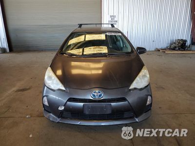 Piąte zdjęcie samochodu w środku: 2013 TOYOTA PRIUS C VIN:JTDKDTB39D1041913 - miniatura